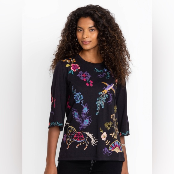 Johnny Was Ariela Boxy Knit Tee Medium Black Embroidered Top NWOT